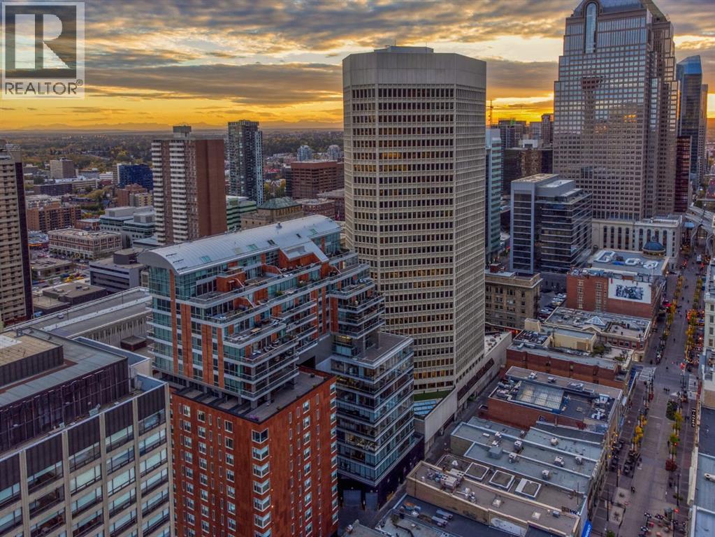 Apartment for Sale in 1801, 108 9 Avenue SW|Calgary, Alberta T2P0S9 2