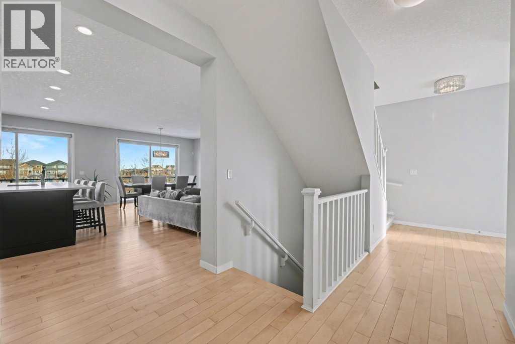 House for Sale in 50 Auburn Springs Park SE|Calgary, Alberta T3M1Y4 2