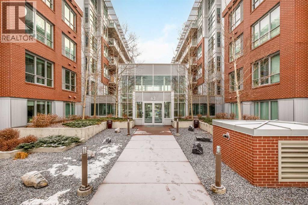 Apartment for Sale in 402, 63 inglewood Park SE|Calgary, Alberta T2G1B7 4