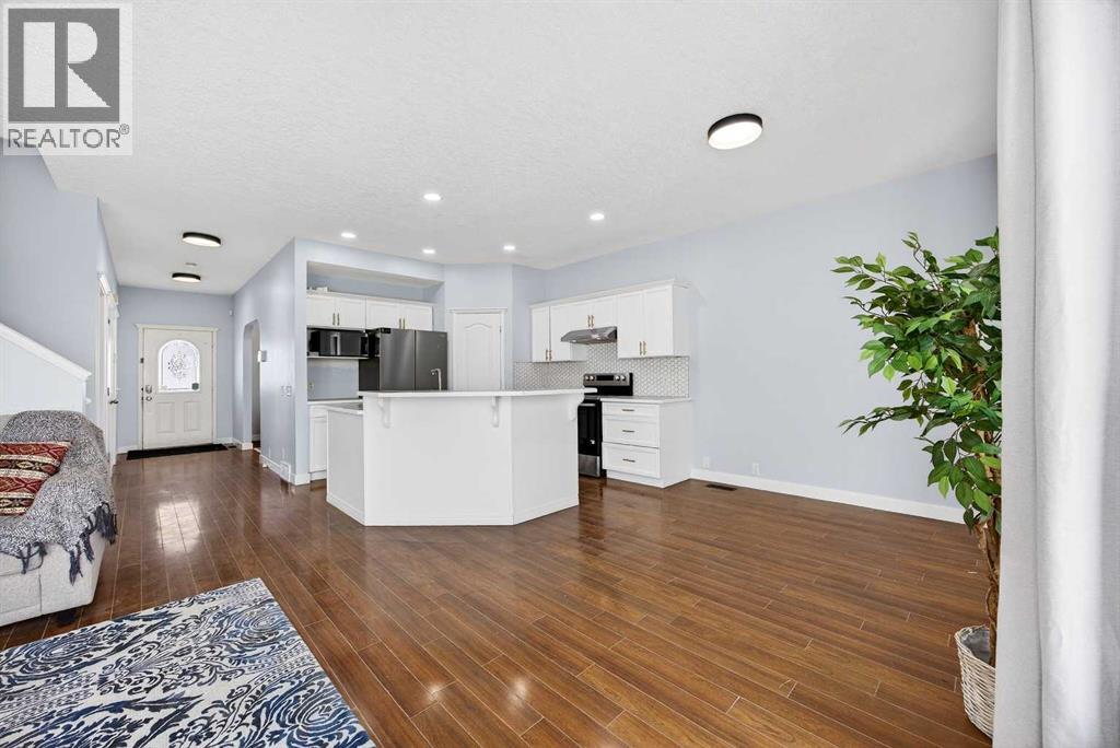 House for Sale in 162 Prestwick Landing SE|Calgary, Alberta T2Z3S3 5