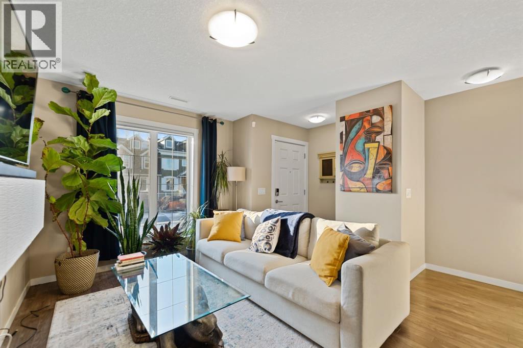 Row / Townhouse for Sale in 541 Mckenzie Towne Close SE|Calgary, Alberta T2Z1A8 2