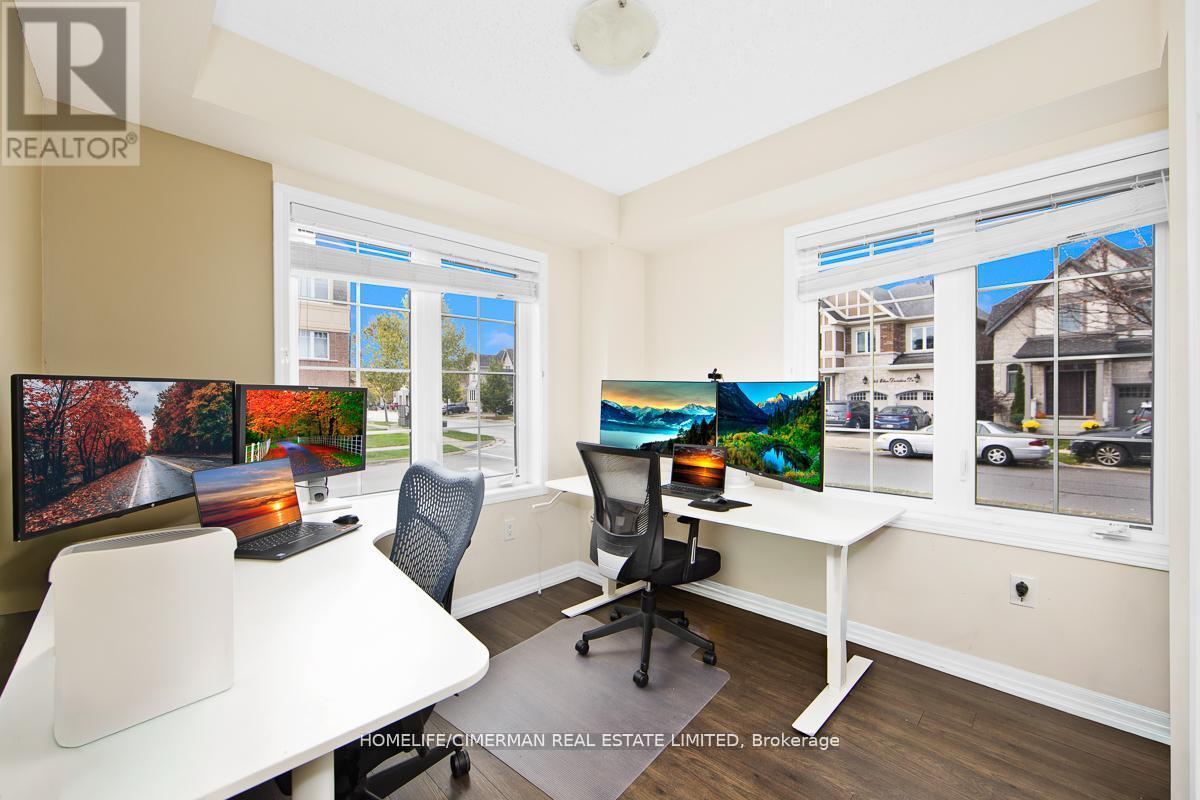 Row / Townhouse for Sale in 335 ELLEN DAVIDSON DRIVE|Oakville (GO Glenorchy), Ontario L6M0V6 4