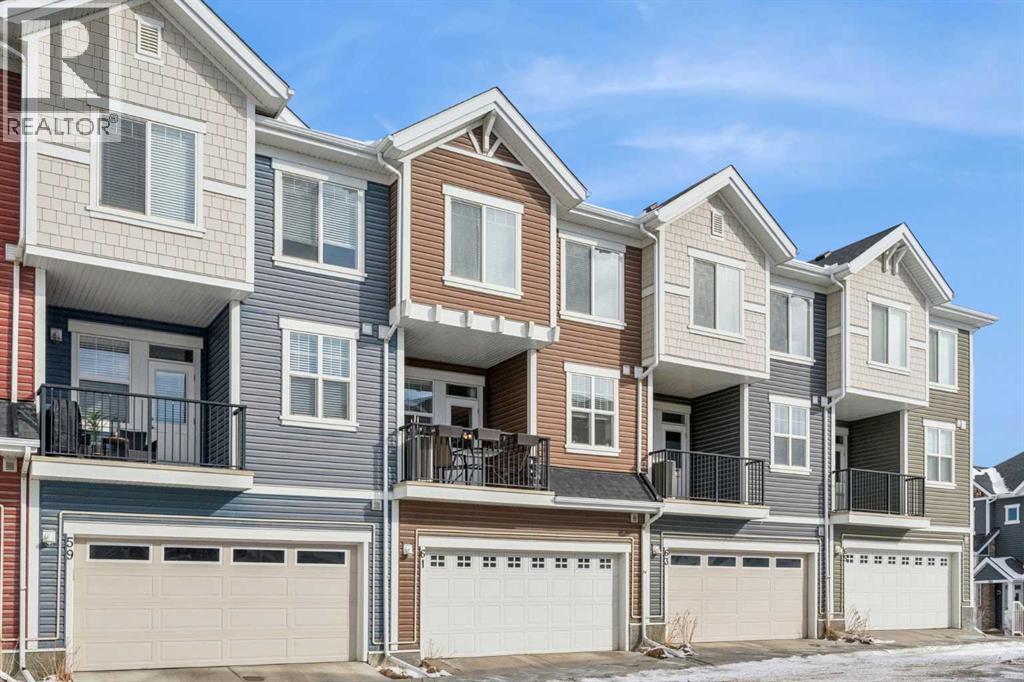 Row / Townhouse for Sale in 61 Nolancrest Gate NW|Calgary, Alberta T3R0Y1 2