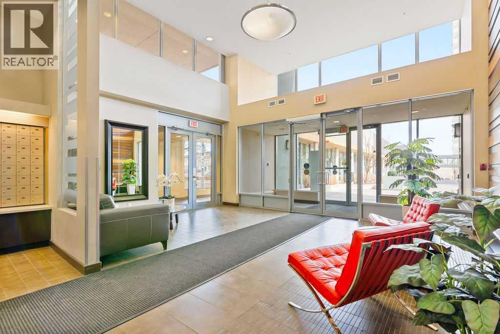 Apartment for Sale in 2202, 55 Spruce Place SW|Calgary, Alberta T3C3X5 4