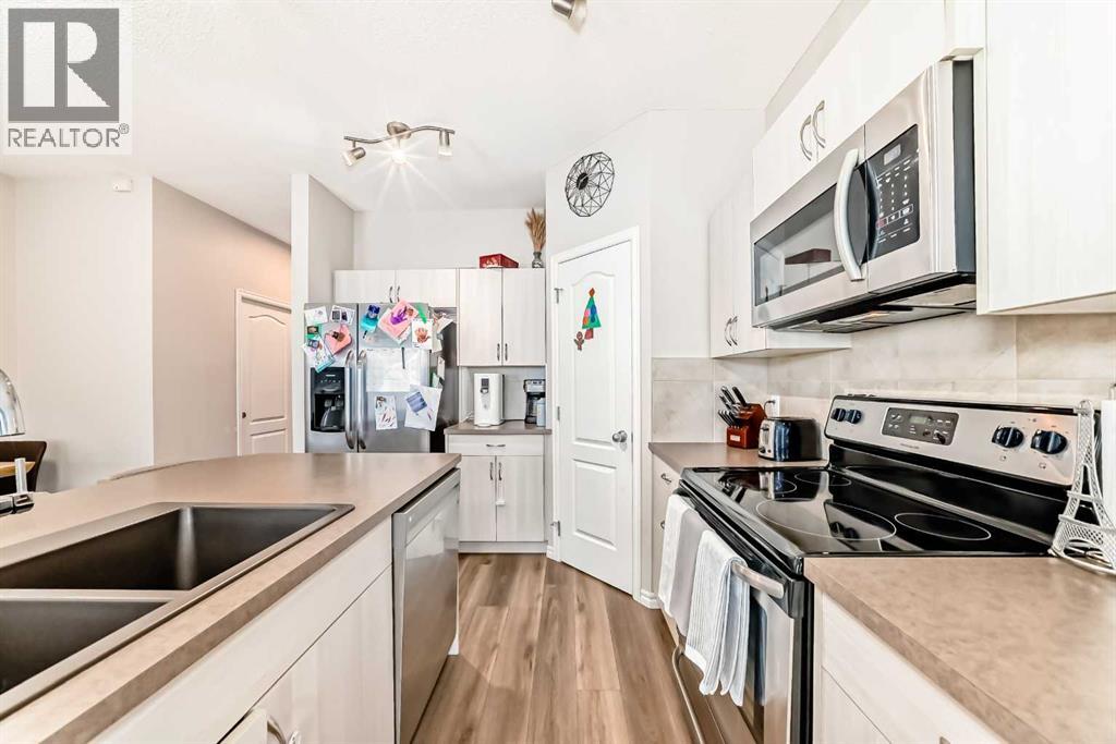 Duplex for Sale in 234 Legacy Mews SE|Calgary, Alberta T2X0W3 5