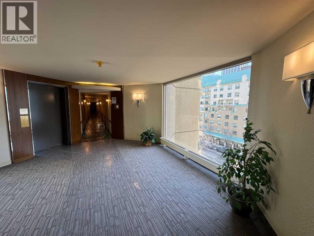 Apartment for Sale in 609, 804 3 Avenue SW|Calgary, Alberta t2p0g9 4