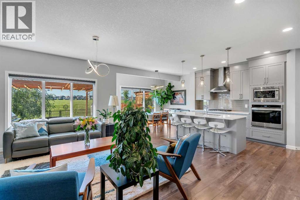 House for Sale in 29 Masters Terrace SE|Calgary, Alberta T3M2C1 4