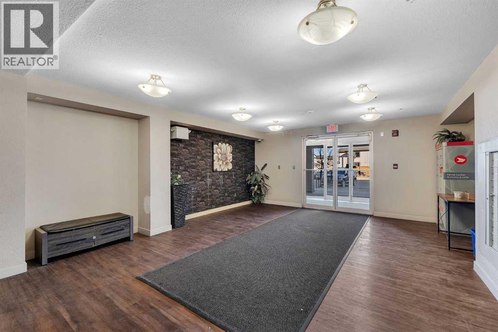 Apartment for Sale in 318, 7210 80 Avenue NE|Calgary, Alberta T3J0n7 5