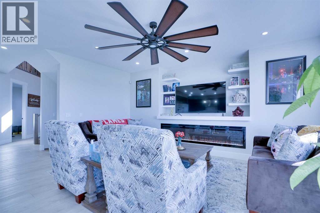 House for Sale in 132 Belvedere Drive SE|Calgary, Alberta T2A7G1 3