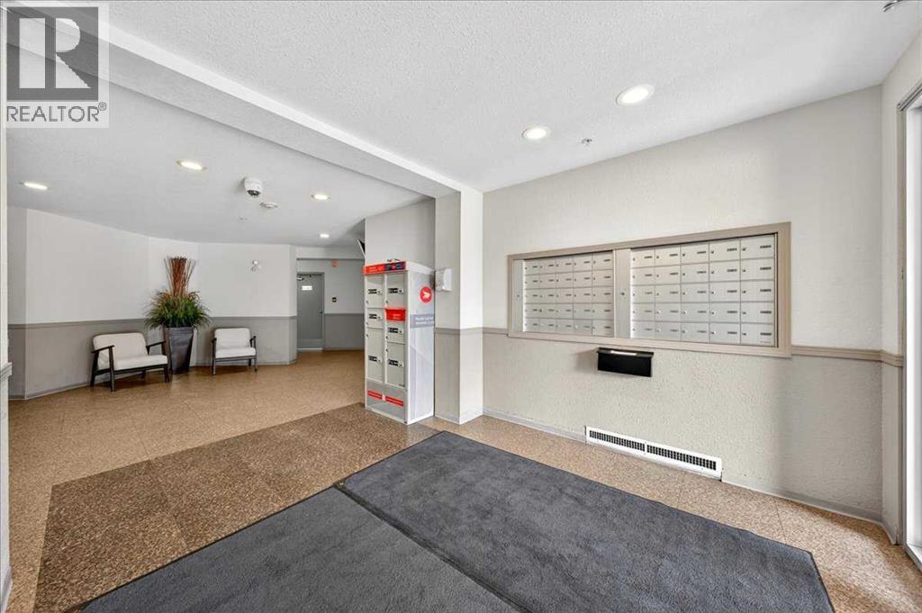 Apartment for Sale in 4206, 10 Prestwick Bay SE|Calgary, Alberta T2Z0B5 3