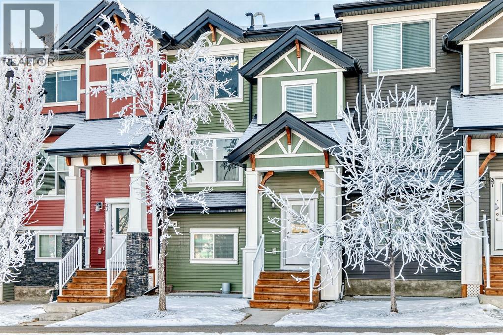 Row / Townhouse for Sale in 35 Nolan Hill Boulevard|Calgary, Alberta T3R0S5