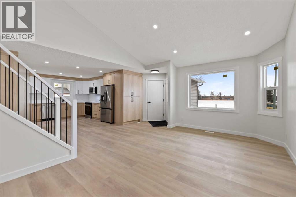 House for Sale in 2031 24 Avenue NE|Calgary, Alberta T2E8H4 5