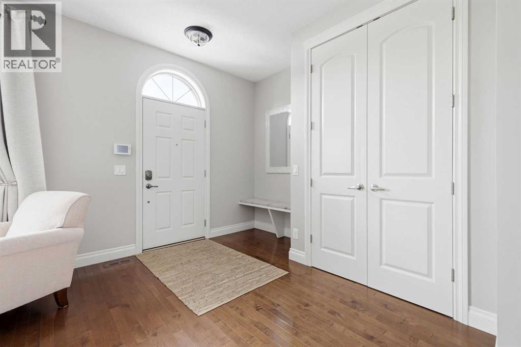 Row / Townhouse for Sale in 230 Quarry Park Boulevard SE|Calgary, Alberta T2C5E4 5