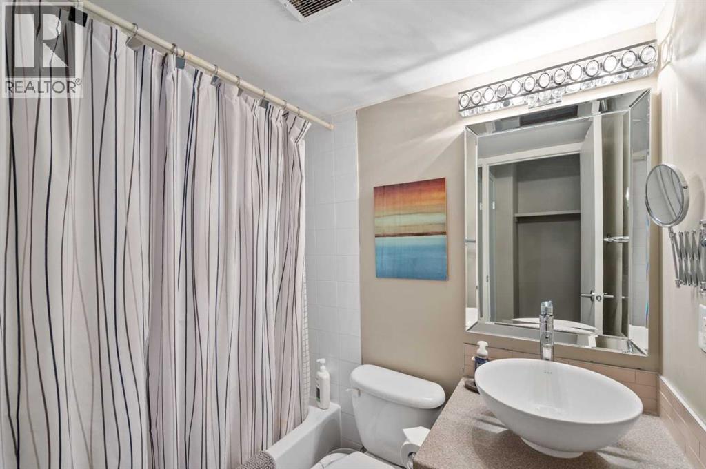 Apartment for Sale in 306, 505 19 Avenue SW|Calgary, Alberta T2S0E4 2