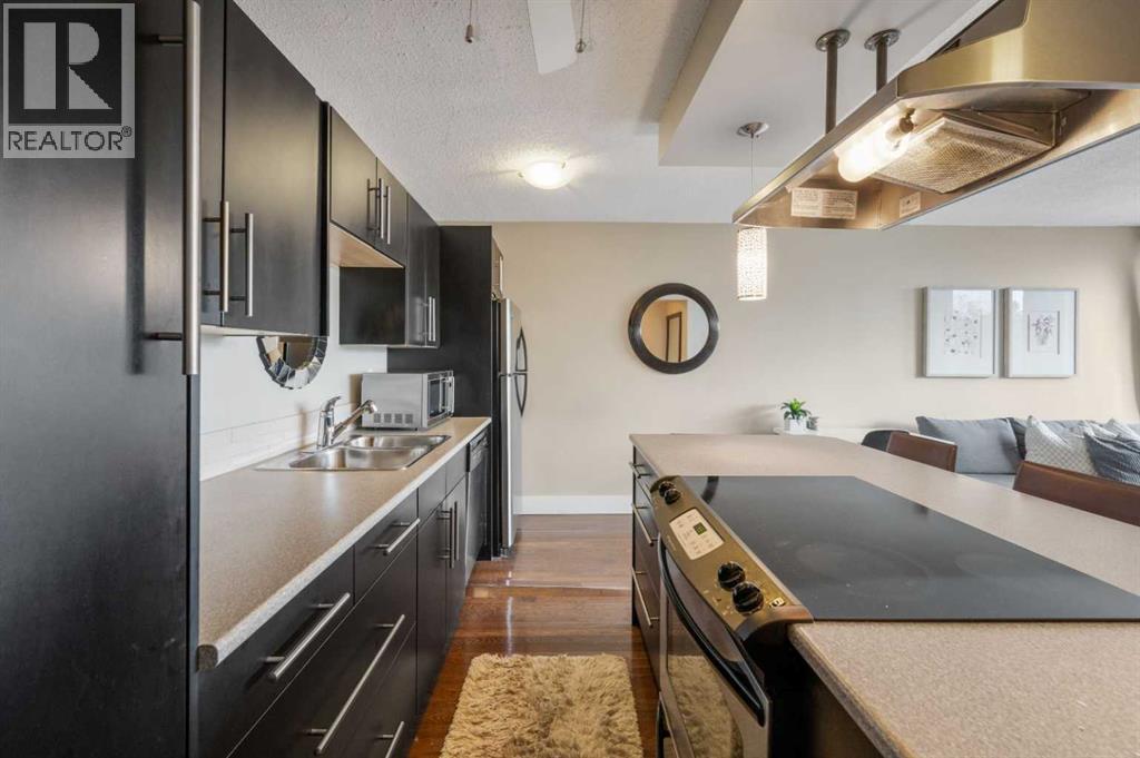 Apartment for Sale in 306, 505 19 Avenue SW|Calgary, Alberta T2S0E4 3