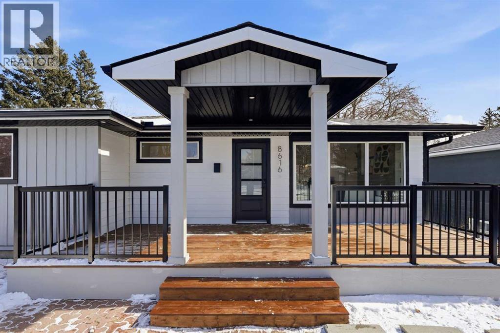 House for Sale in 8616 7 Street SW|Calgary, Alberta T2V1G9 2