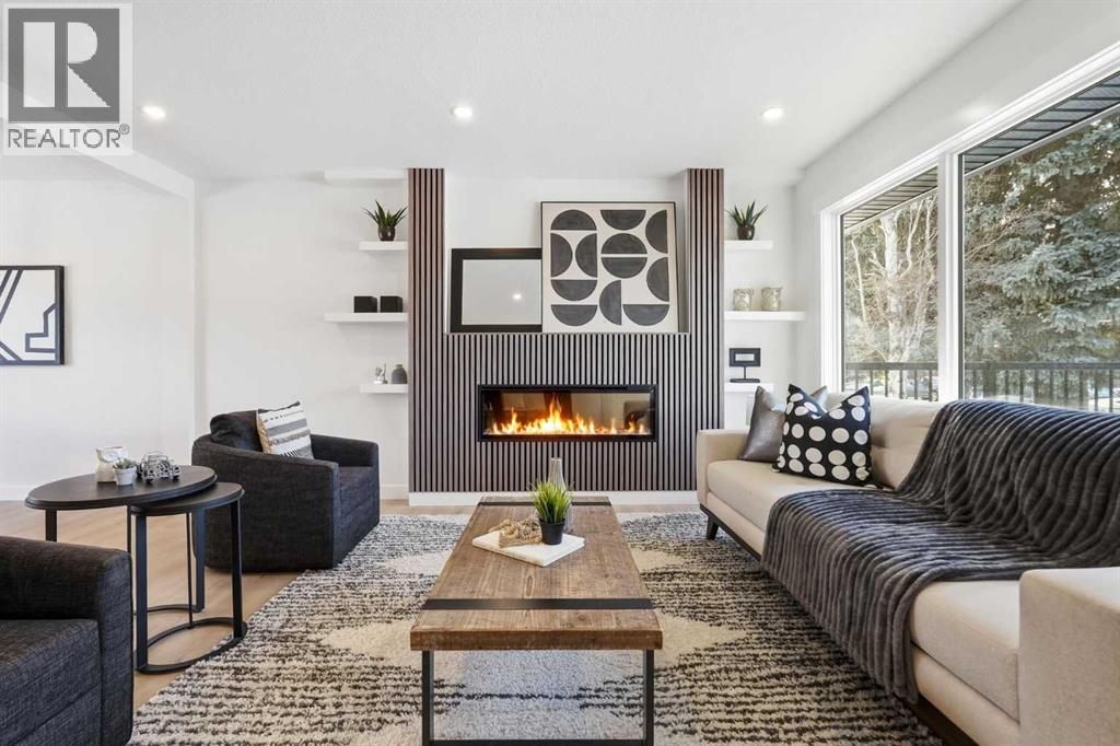 House for Sale in 8616 7 Street SW|Calgary, Alberta T2V1G9