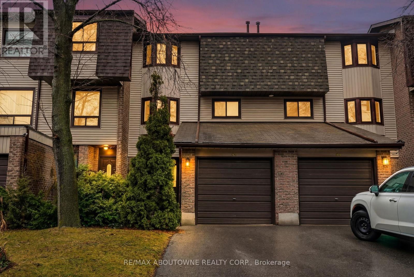 Row / Townhouse for Sale in 54 - 6040 MONTEVIDEO ROAD|Mississauga (Meadowvale), Ontario L5N2T4