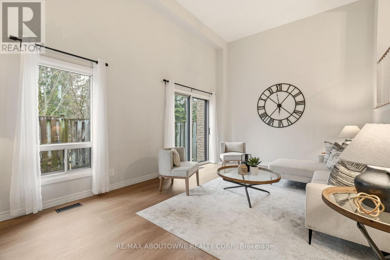 Row / Townhouse for Sale in 54 - 6040 MONTEVIDEO ROAD|Mississauga (Meadowvale), Ontario L5N2T4 4