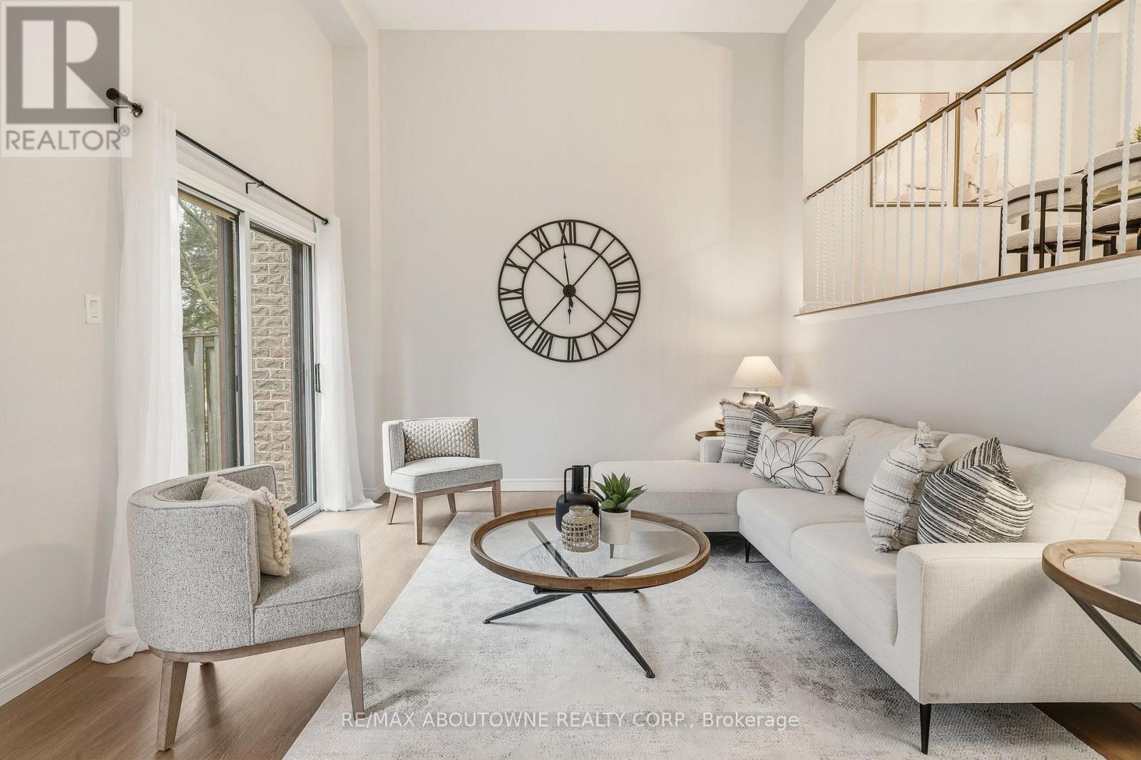 Row / Townhouse for Sale in 54 - 6040 MONTEVIDEO ROAD|Mississauga (Meadowvale), Ontario L5N2T4 5