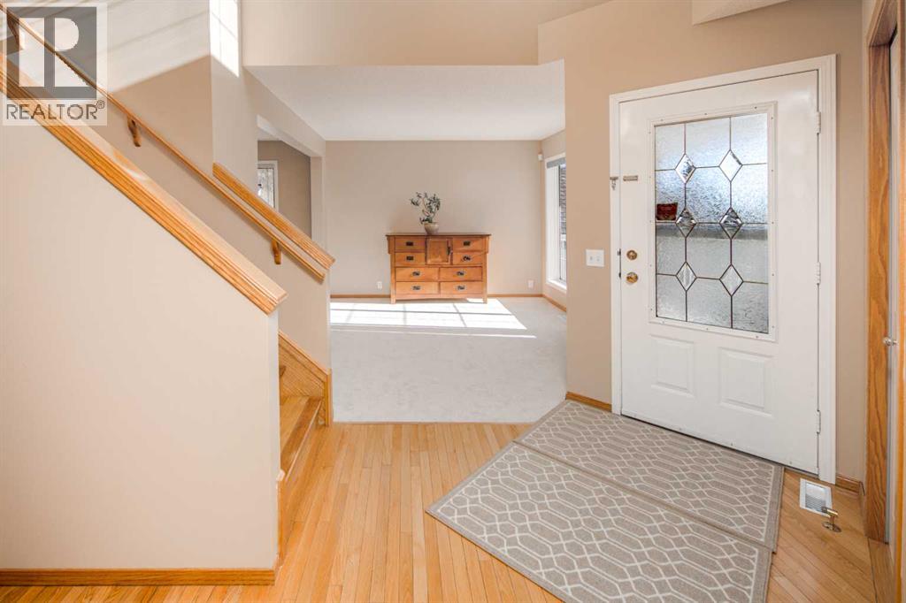 House for Sale in 110 Hampstead Rise NW|Calgary, Alberta T3A6B5 5