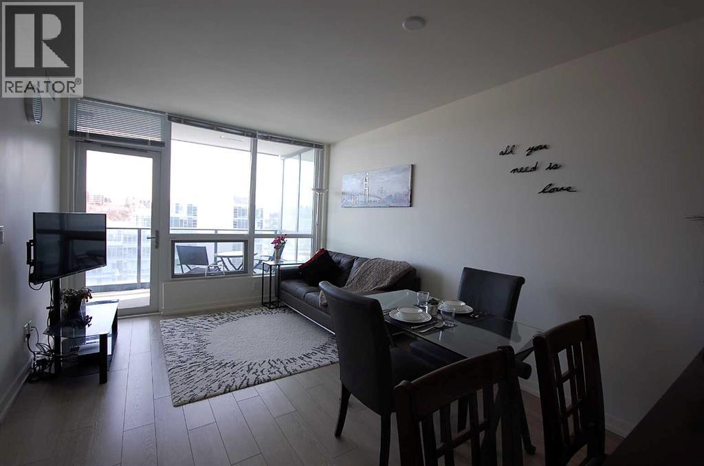 Apartment for Sale in 901, 128 2 Street SW|Calgary, Alberta T2P0S7 4