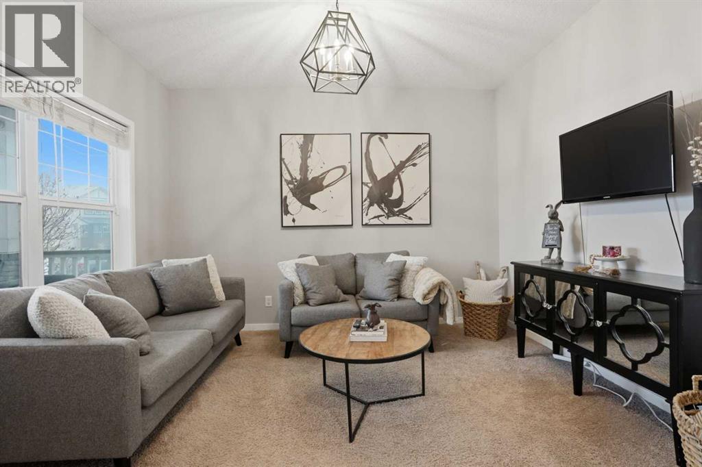 House for Sale in 119 Prestwick Terrace SE|Calgary, Alberta T2Z0H5 5