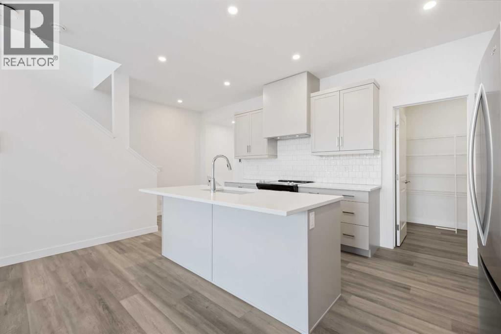 House for Sale in 3 Legacy Glen Rise SE|Calgary, Alberta T2X5Z5 2