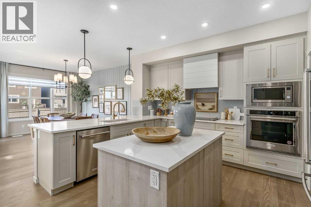 House for Sale in 80 Magnolia Green SE|Calgary, Alberta T3M3X8 2