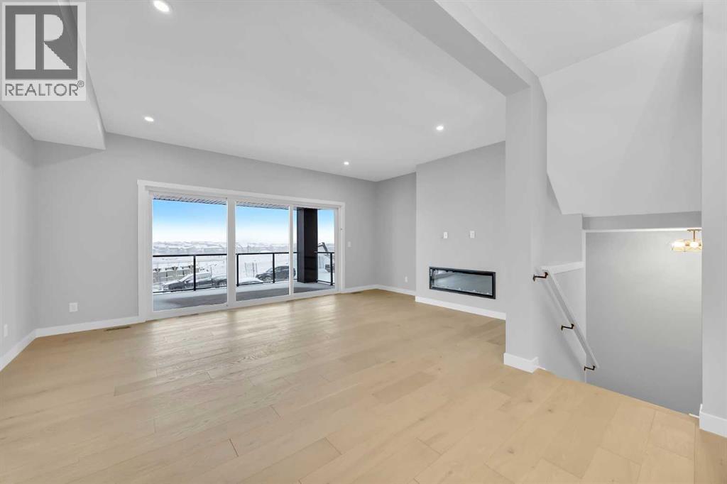 House for Sale in 148 Crimson Ridge Place NW|Calgary, Alberta T3L0K4 4