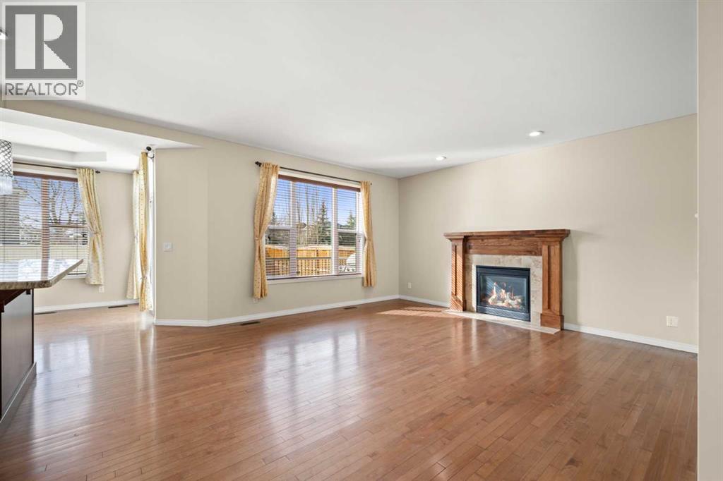 House for Sale in 29 Royal Birkdale Drive NW|Calgary, Alberta T3G5C7 5