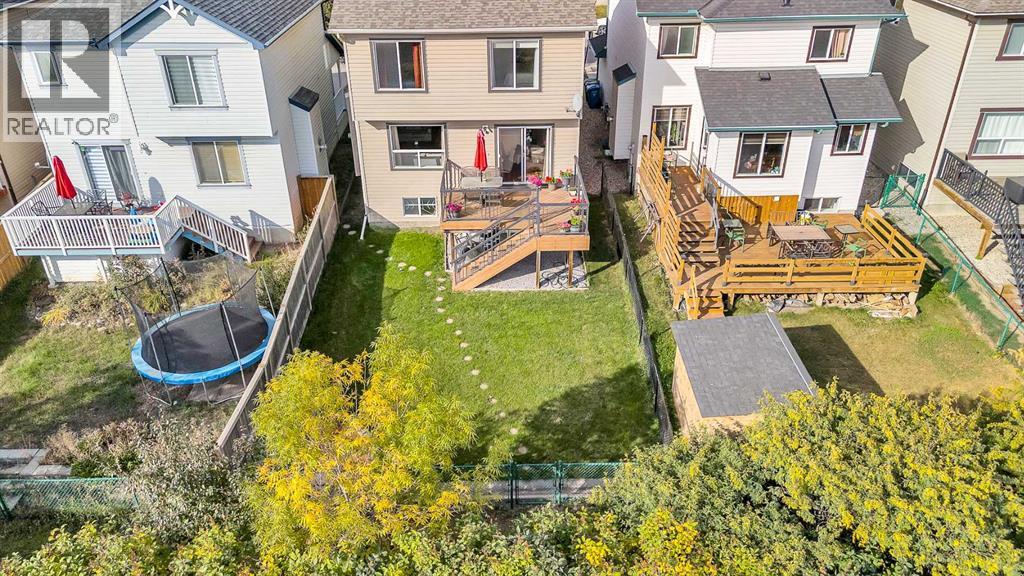 House for Sale in 320 Evermeadow Road SW|Calgary, Alberta T2Y4X2 4