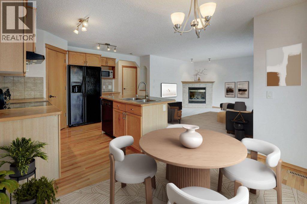 House for Sale in 86 Royal Birch Gardens NW|Calgary, Alberta T3G5H9 3