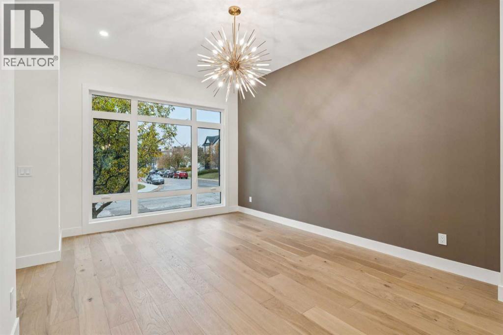 House for Sale in 643 36 Street SW|Calgary, Alberta T3C1R1 5