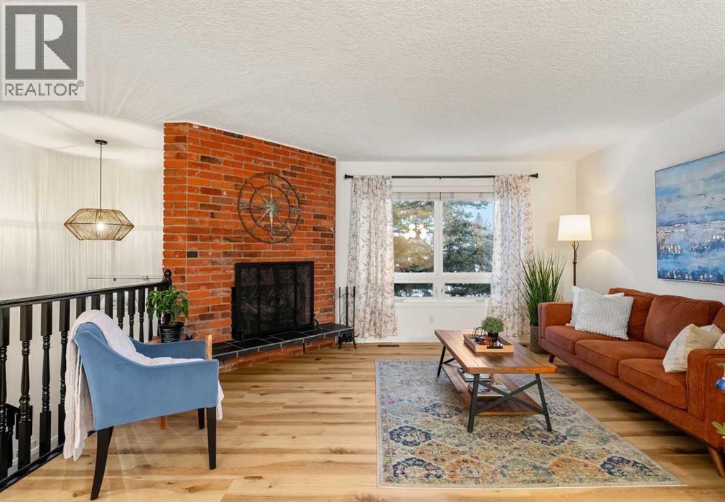 House for Sale in 13127 Lake Crimson Drive SE|Calgary, Alberta T2J3K3 5