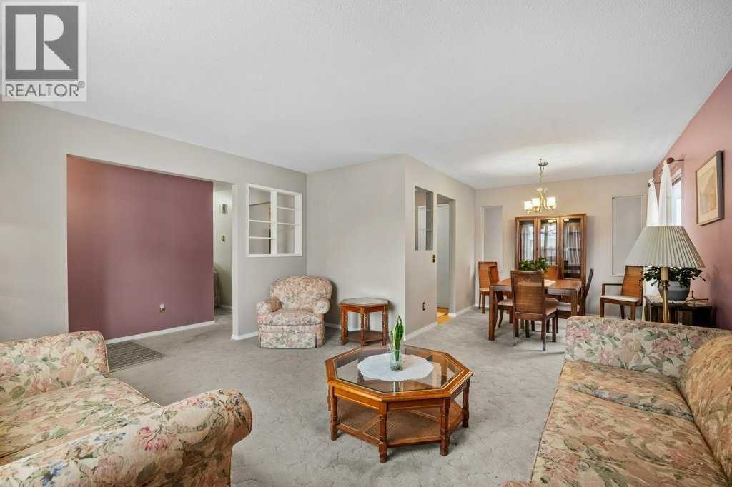 House for Sale in 6736 Malvern Road NE|Calgary, Alberta T2A5C4 5