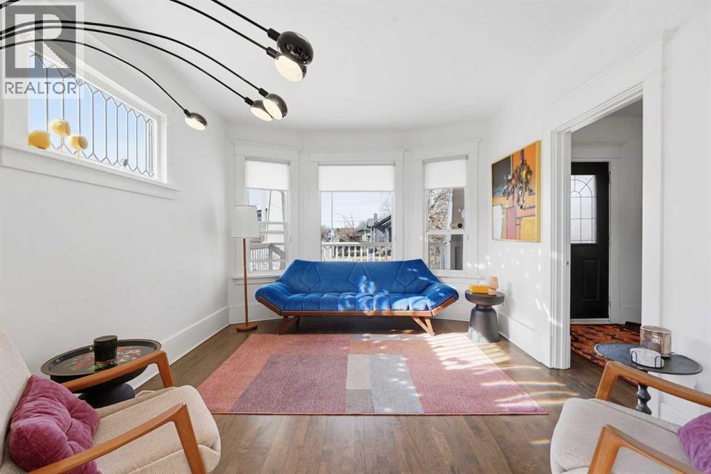 House for Sale in 702 15 Street NW|Calgary, Alberta T2N2B2 4