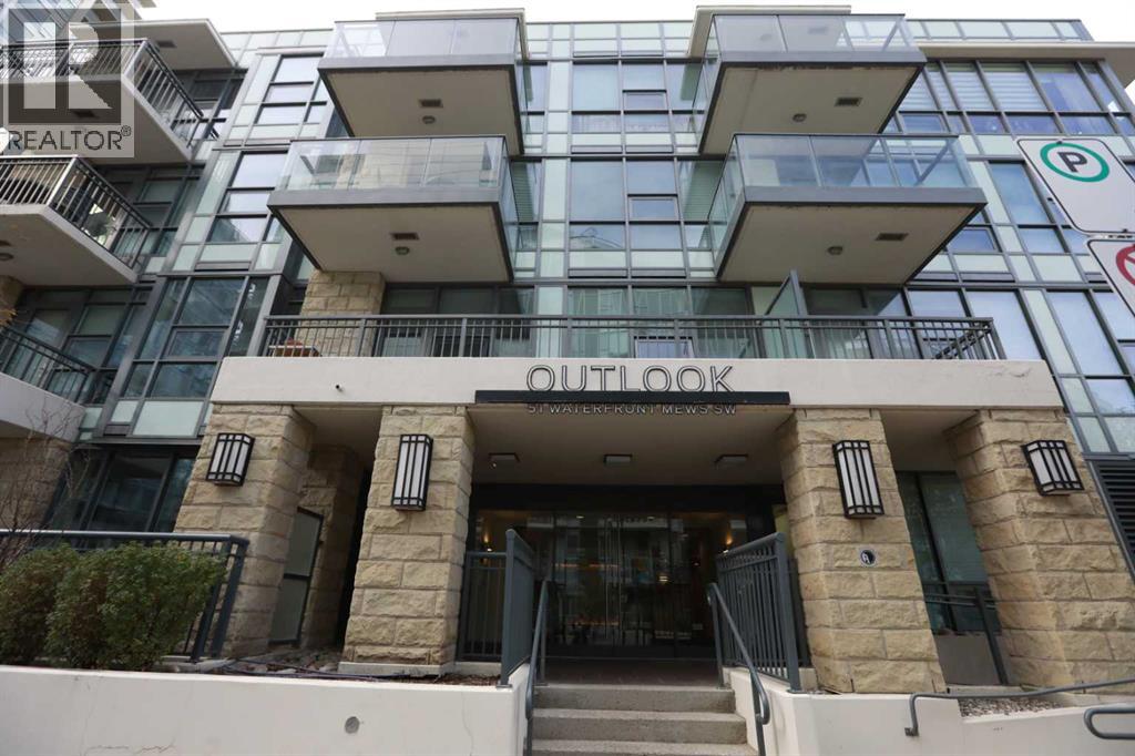 Apartment for Sale in 304, 51 Waterfront Mews SW|Calgary, Alberta T2P0X3 2