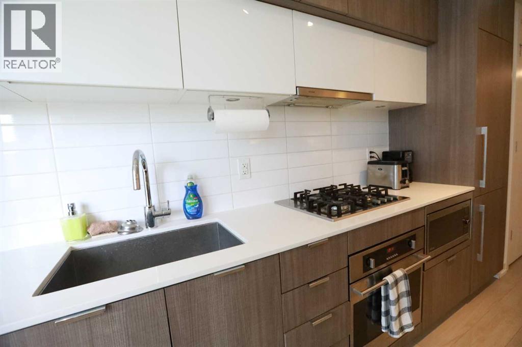 Apartment for Sale in 304, 51 Waterfront Mews SW|Calgary, Alberta T2P0X3 5