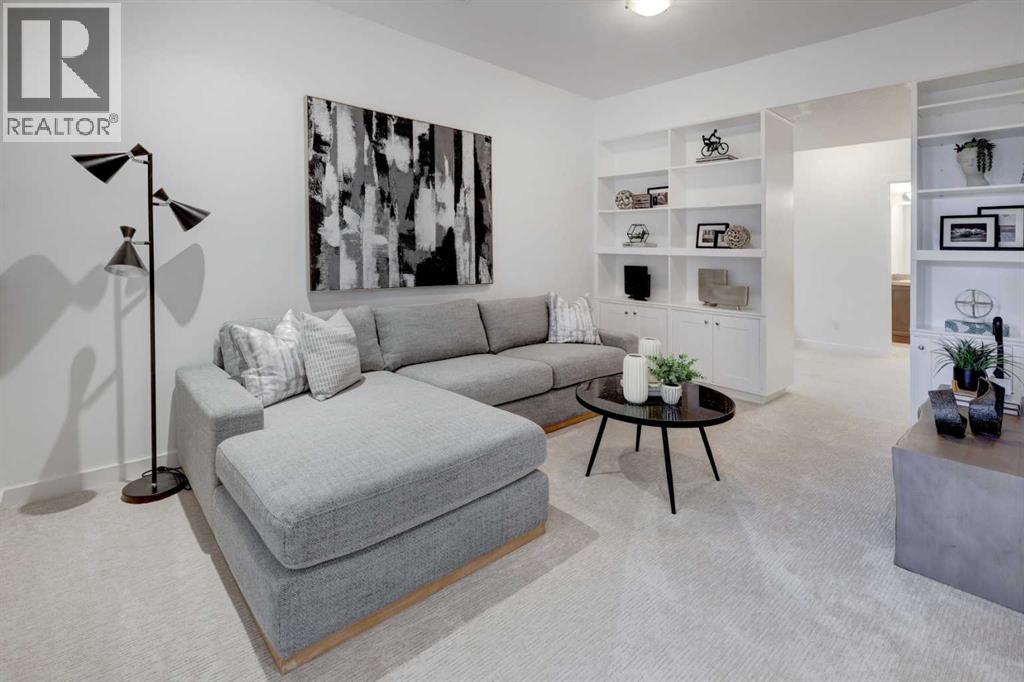 Duplex for Sale in 2218 1 Avenue NW|Calgary, Alberta T2N0B7 4