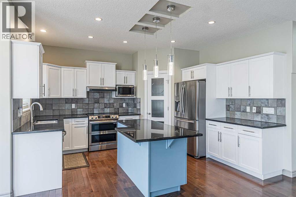 House for Sale in 67 Evergreen Row SW|Calgary, Alberta t2y5h9 5