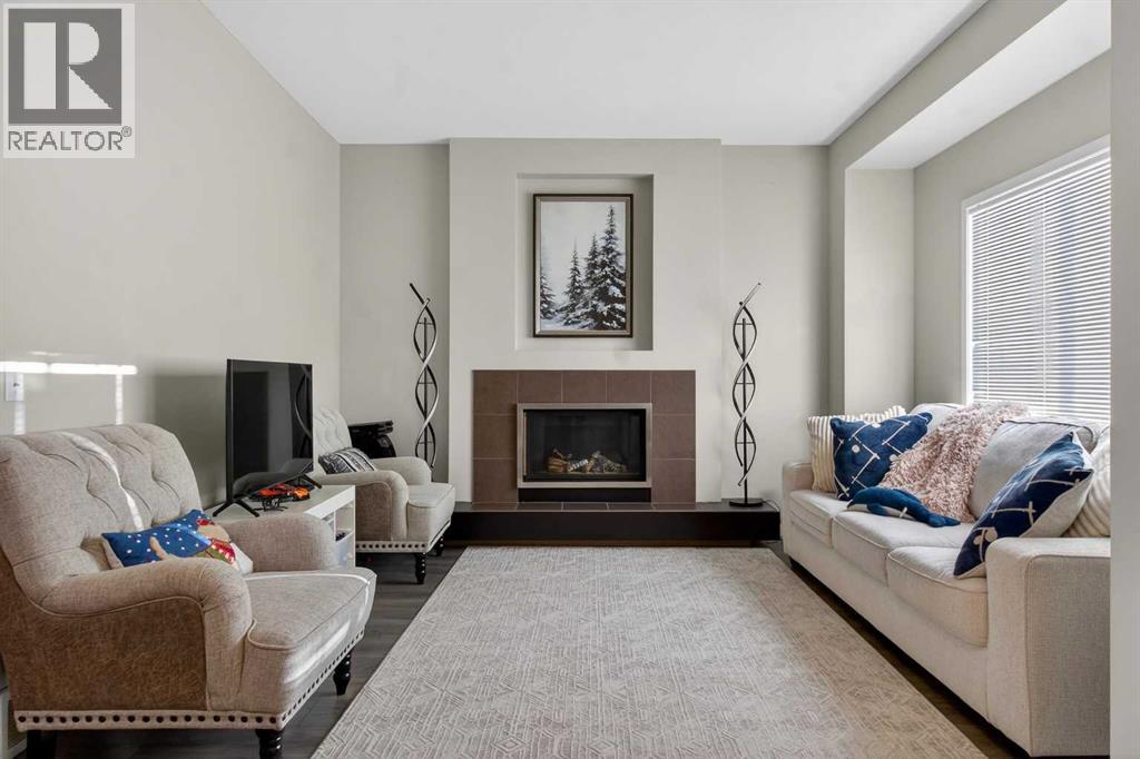 House for Sale in 146 Marquis Common SE|Calgary, Alberta T3M1N7 3