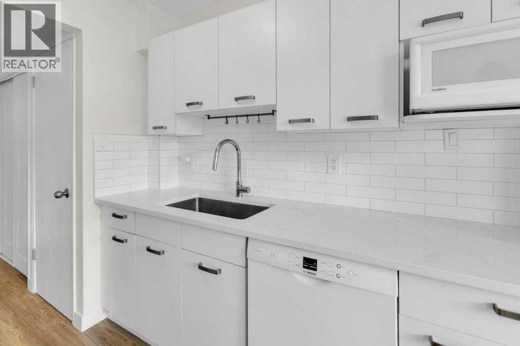 Apartment for Sale in 29, 3519 49 Street NW|Calgary, Alberta T3A2C7 4