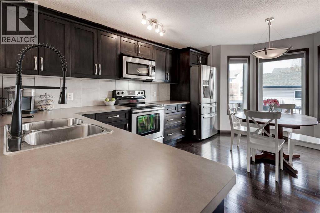 Duplex for Sale in 58 Elgin Meadows Gardens SE|Calgary, Alberta T2Z0M2 4