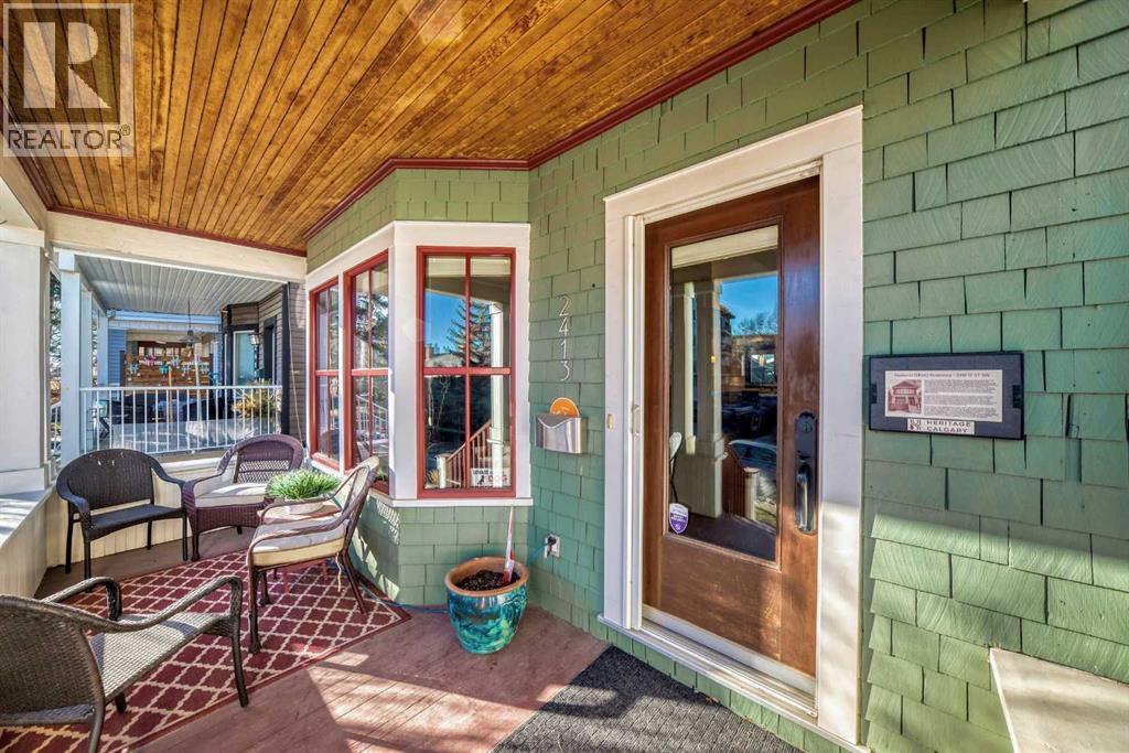 House for Sale in 2413 15 Street SW|Calgary, Alberta T2T3Z4 2