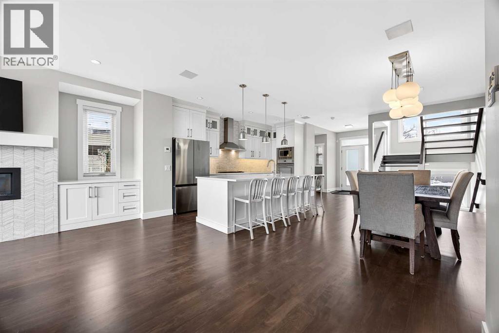 Duplex for Sale in 1410 21 Avenue NW|Calgary, Alberta T2M1L6 3