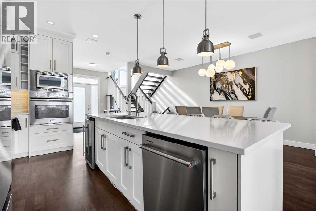 Duplex for Sale in 1410 21 Avenue NW|Calgary, Alberta T2M1L6 5