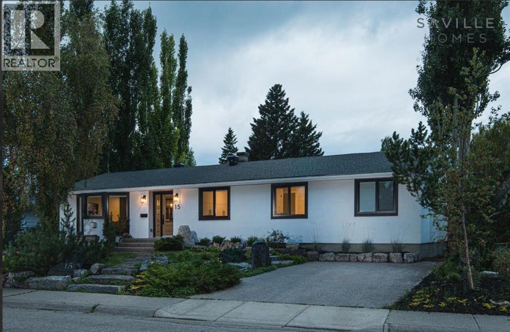 House for Sale in 15 Wildwood Drive SW|Calgary, Alberta T3C3C6 2