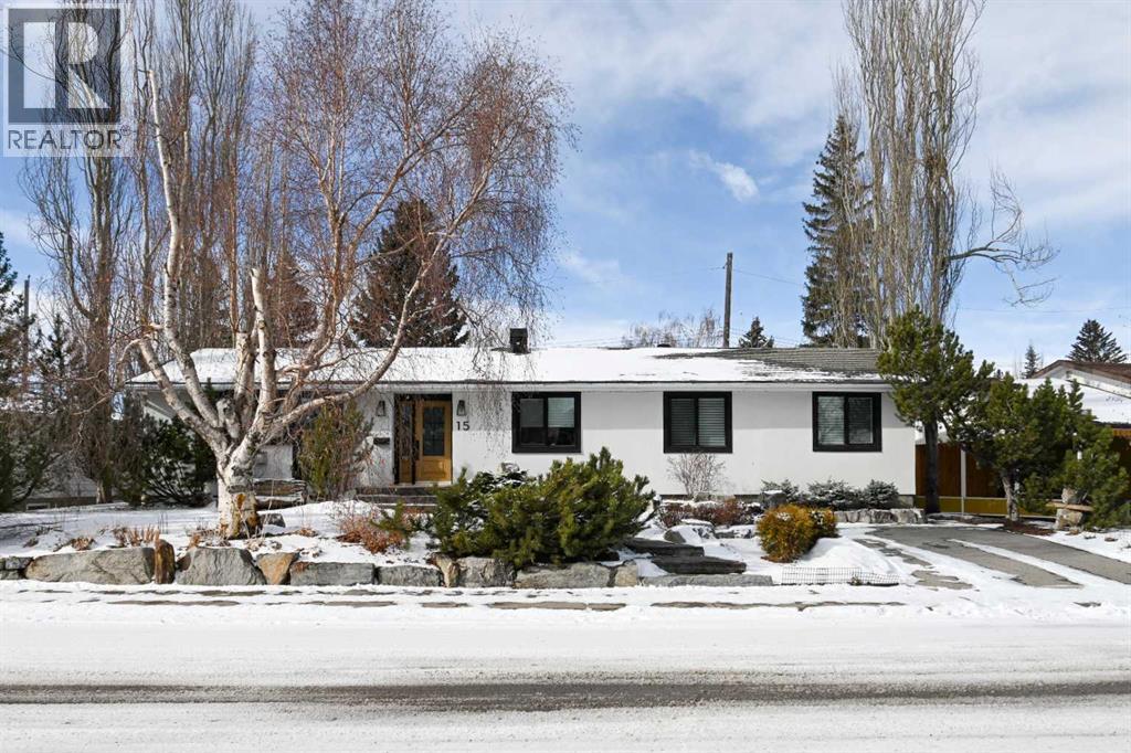 House for Sale in 15 Wildwood Drive SW|Calgary, Alberta T3C3C6 4