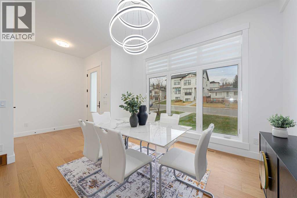 Duplex for Sale in 5003 21 Avenue NW|Calgary, Alberta T3B0X3 4